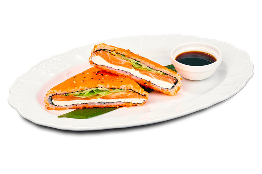 Суші сендвіч з лососем на дім